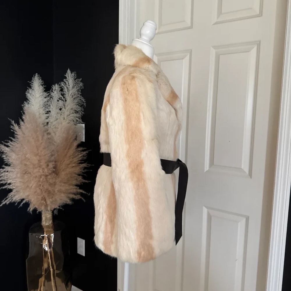 Vintage Imperial 100% Rabbit Fur Coat 
size Small - Picture 6 of 12